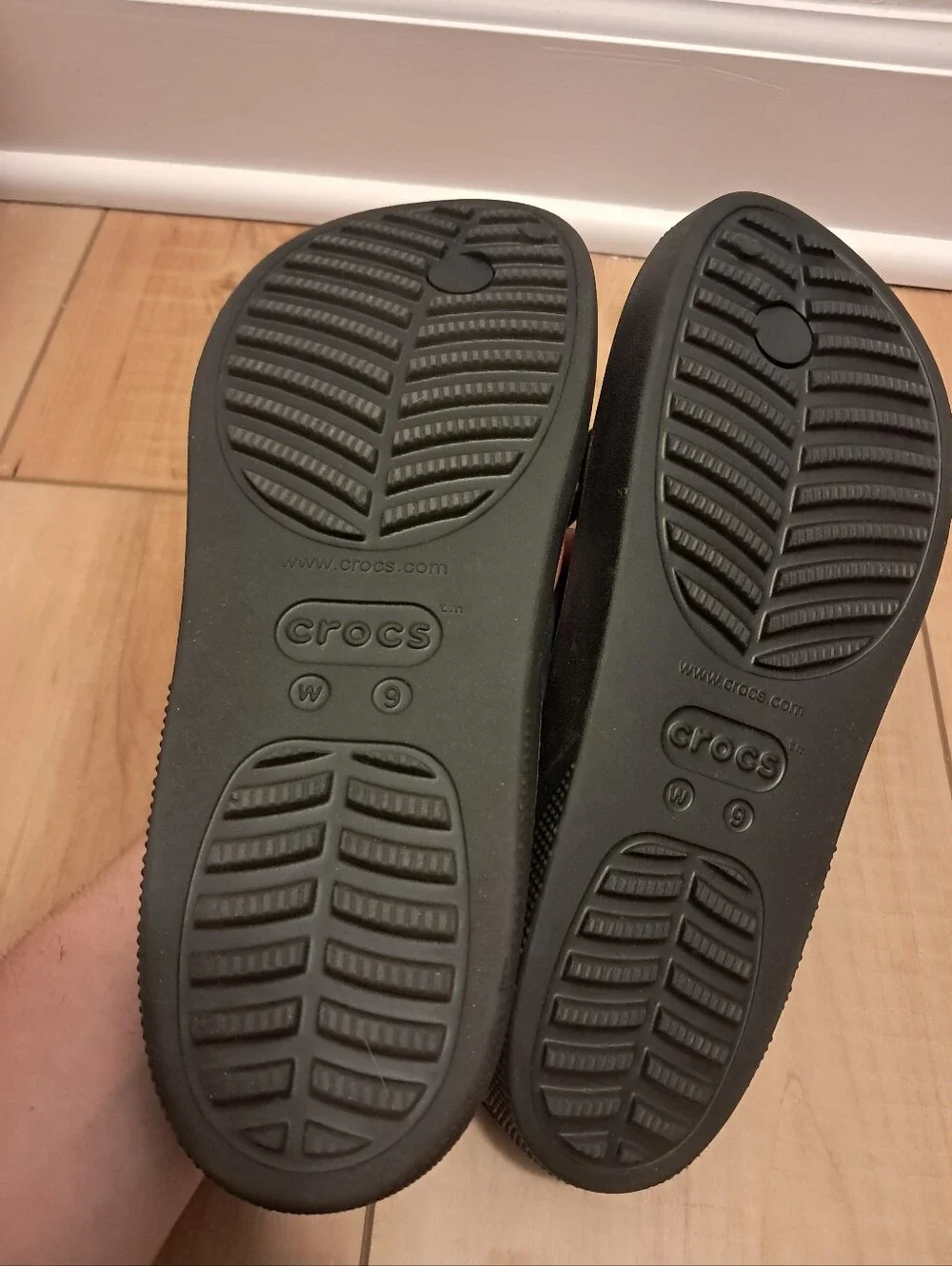 Crocs Flip Flops Women's 9 Black Getaway Platform Comfort Summer Vacation